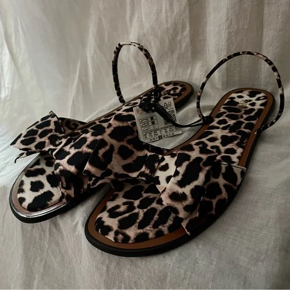 ZARA - Animal Leopard Print Bow Flat Sandals (7.5 US / 38 EUR) NWT - Picture 3 of 13